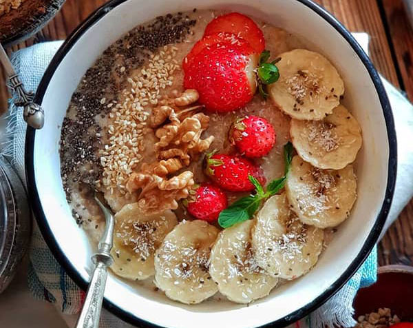 طرز تهیه اوتمیل میوه ای
