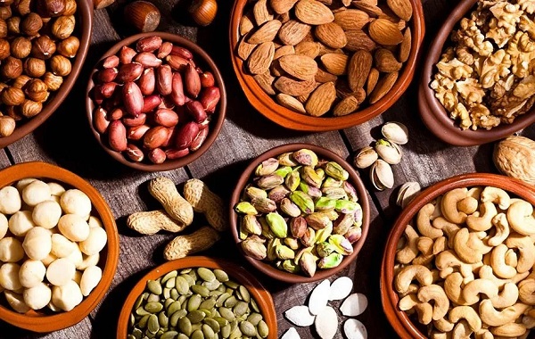 آجیل و مغزیجات برای پیک نیک