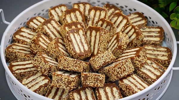 دسر با خرما